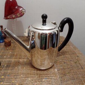 Edzard Silver Plate Tea Pot